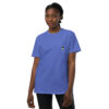 T-shirt teinté avec poche unisexe (CHECAR-LOGCC1-BLUVER2)