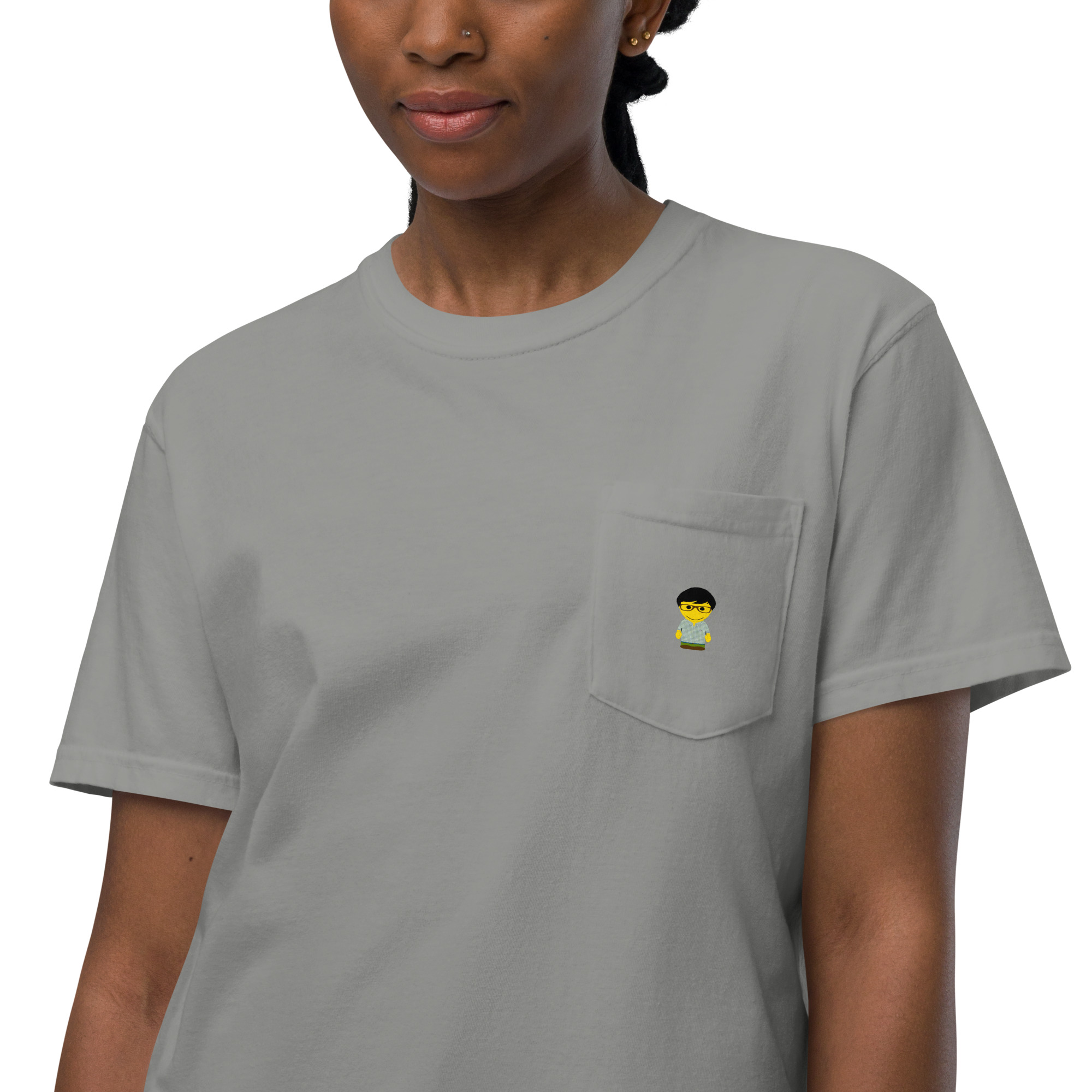 T-shirt teinté avec poche unisexe (CHECAR-LOGCC1-BLUVER2) – Image 32
